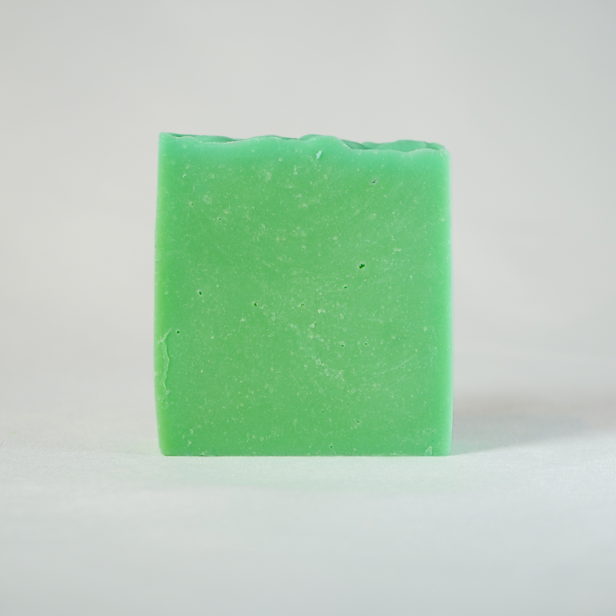 Natürliche Bergamotte Naturseife mit frischem Zitrusduft, handgemacht für sanfte und erfrischende Hautpflege